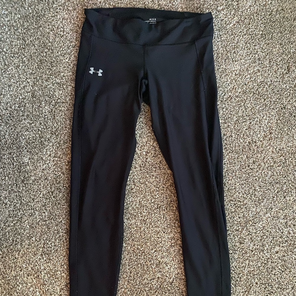 black under armour compression leggings
